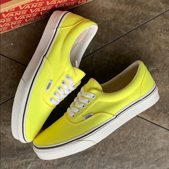 VANS ERA NEON LEMON TONIC/TRUE WHITE WMNS - Picture 2 of 16